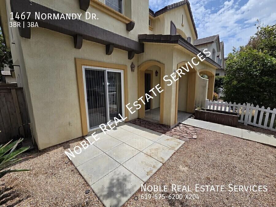 1467 Normandy Dr - Photo 3 of 36