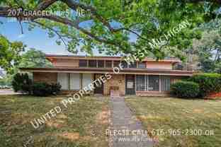 207 Graceland St Ne - Photo 1 of 1
