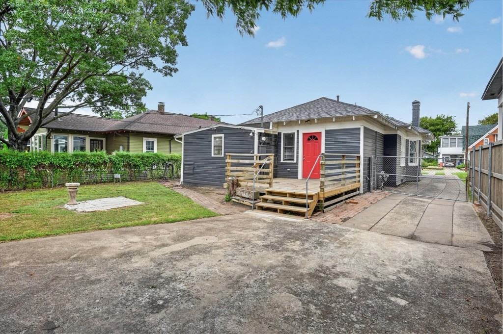 718 Haines Ave - Photo 4 of 23