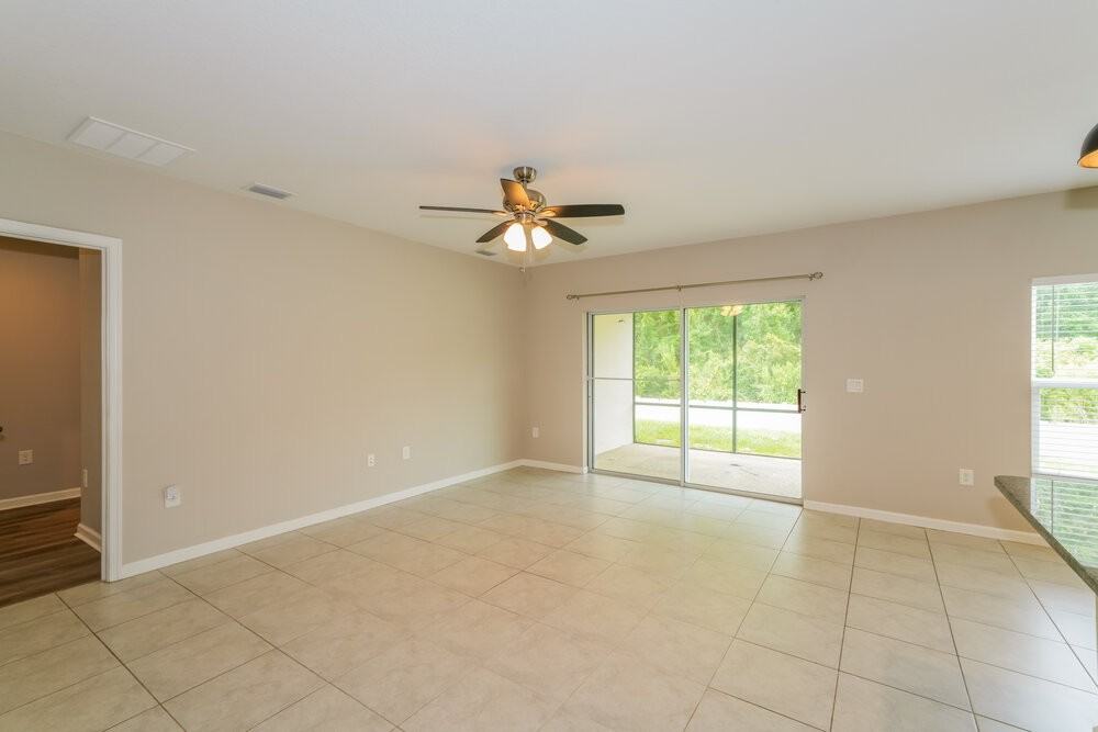 18588 Hunters Meadow Walk - Photo 4 of 16