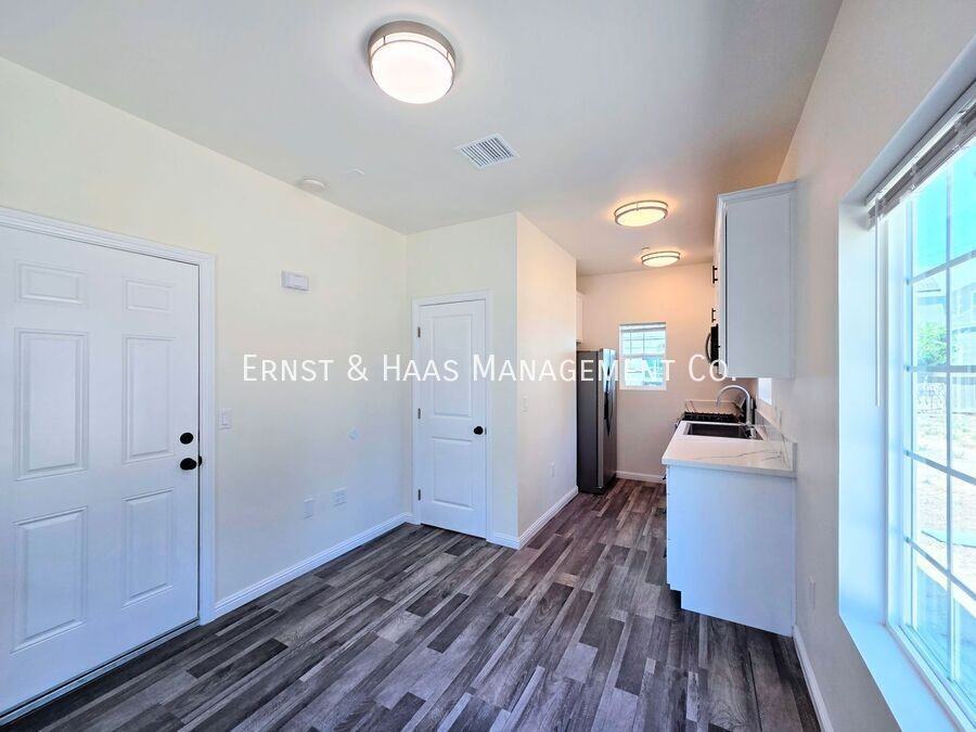 4165A Country Club Dr - Photo 4 of 26