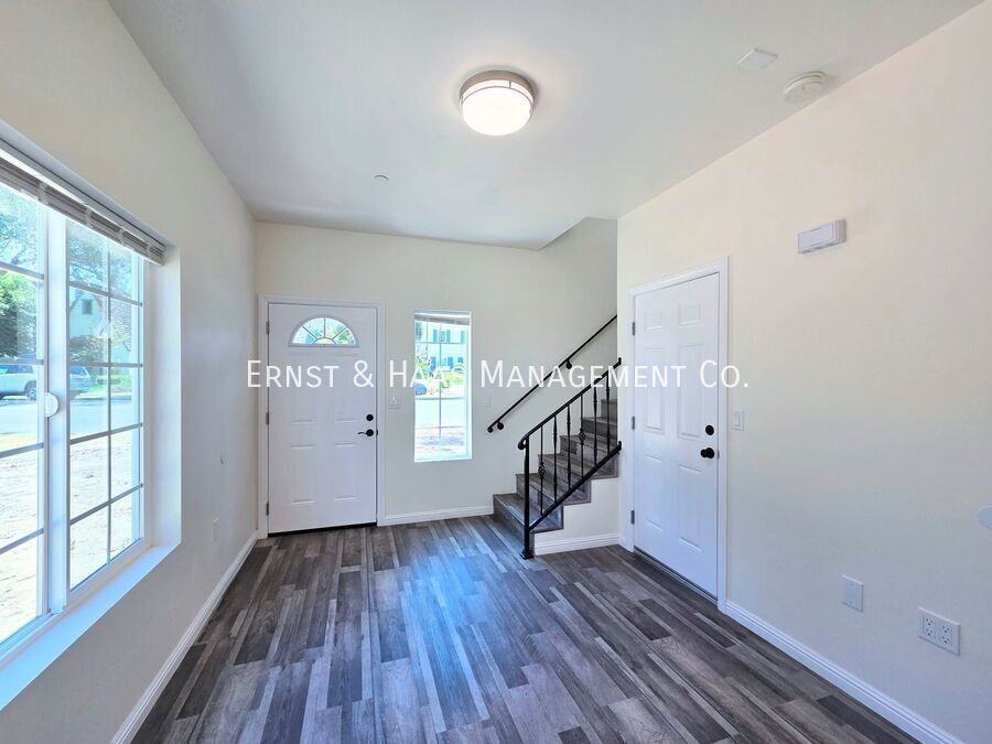 4165A Country Club Dr - Photo 7 of 26