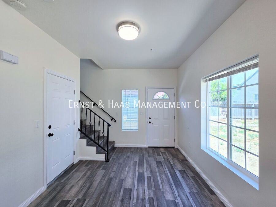 4169 Country Club Dr - Photo 4 of 27
