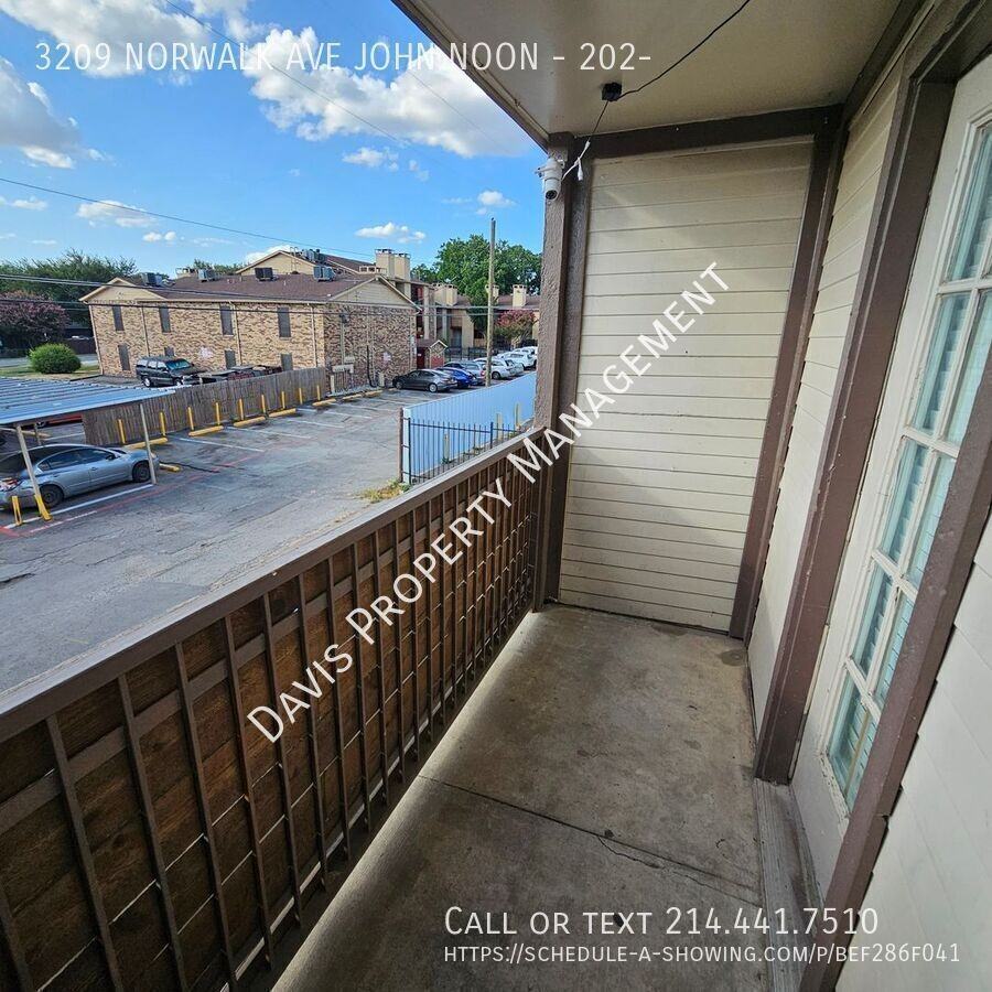 3209 NORWALK AVE JOHN NOON #202 - Photo 3 of 21