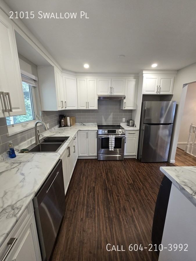 21015 Swallow Pl - Photo 2 of 12