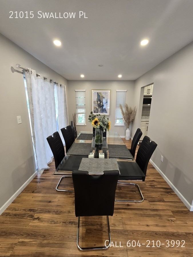 21015 Swallow Pl - Photo 3 of 12