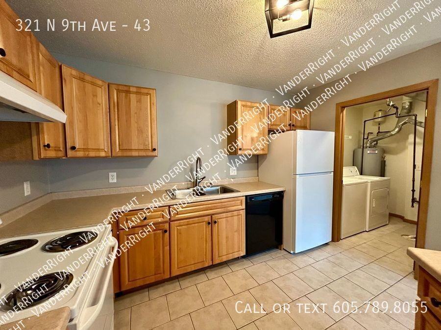 321 N 9th Ave #43 - Photo 6 of 16