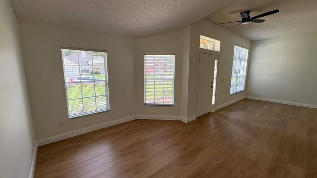 1164 Cardinal Creek Pl - Photo 5 of 24