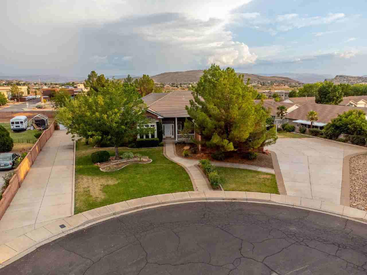 1164 E 1050 South Cir - Photo 2 of 50