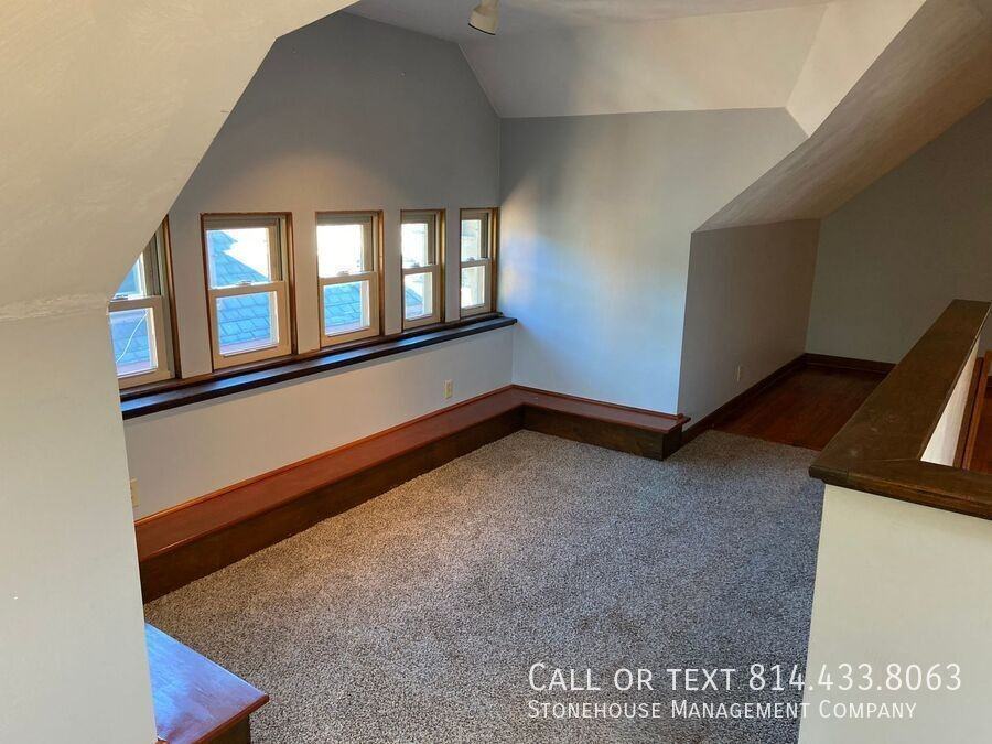 446 W 10th St #5 - Photo 3 of 14