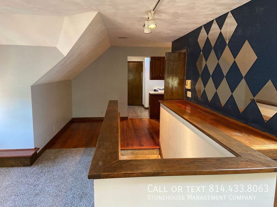 446 W 10th St #5 - Photo 4 of 14