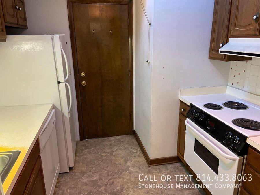 446 W 10th St #5 - Photo 6 of 14