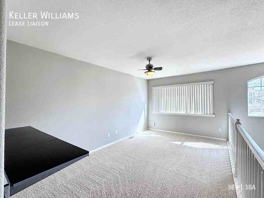 1237 Laurenwood Way - Photo 5 of 32