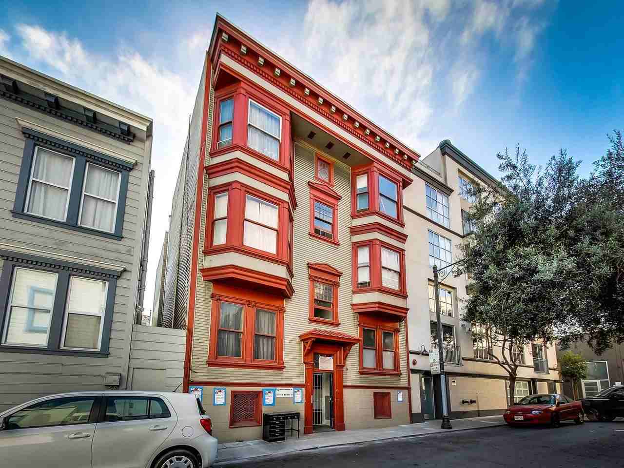 1087 Natoma St - Photo 5 of 20