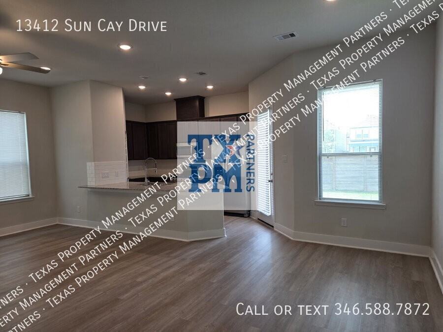 13412 Sun Cay Dr - Photo 4 of 13