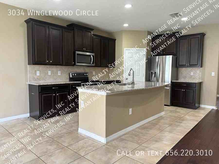 3034 Winglewood Cir - Photo 2 of 33