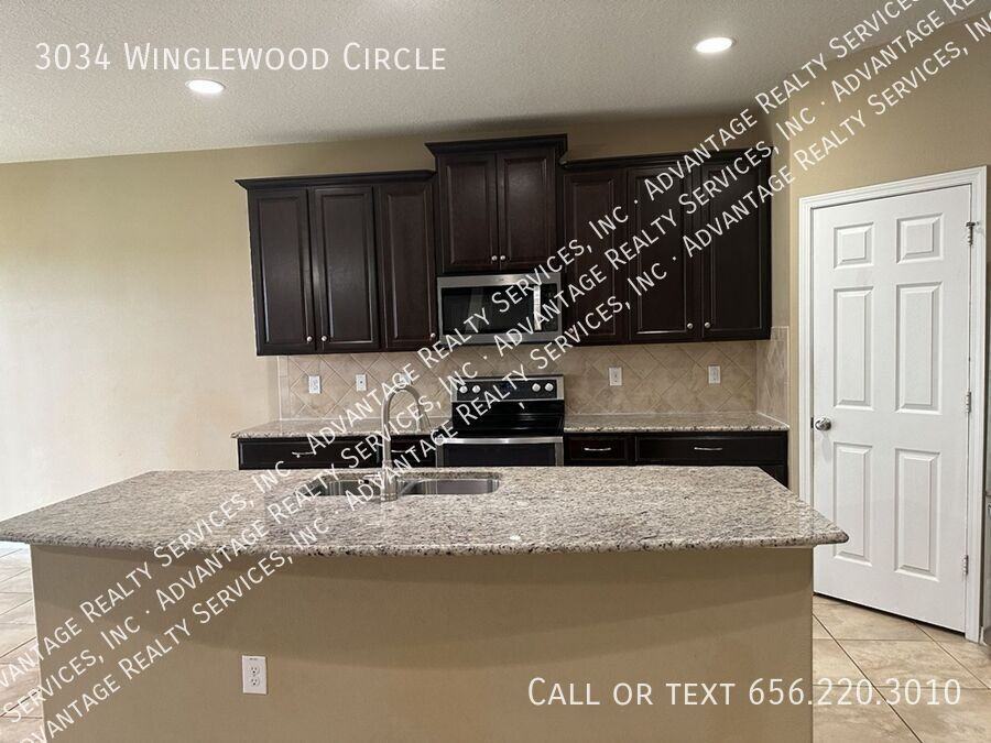 3034 Winglewood Cir - Photo 3 of 33