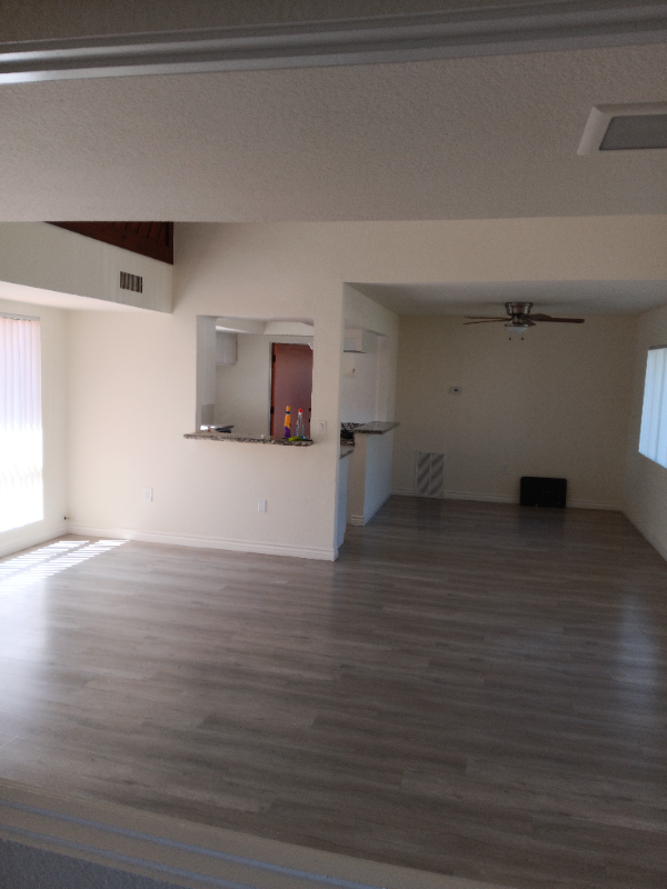 3743 Locust Ave - Photo 6 of 50