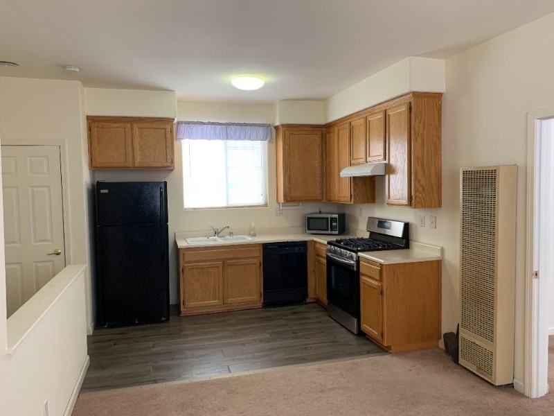 4023 Match Point Ave - Photo 2 of 8