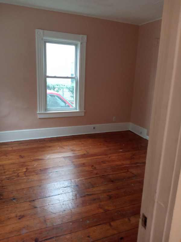 85 Alden St 1st Fl - Photo 6 of 6
