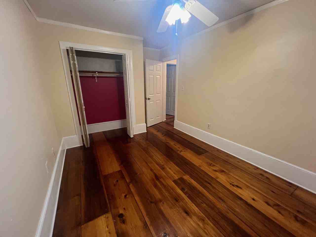 10817 Crofton Rd - Photo 5 of 25