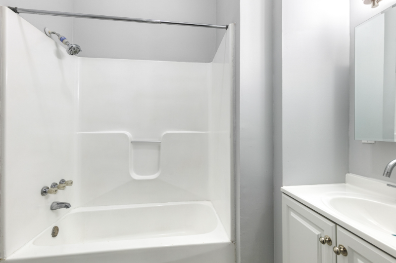1710 Saint Paul St #102 - Photo 4 of 11