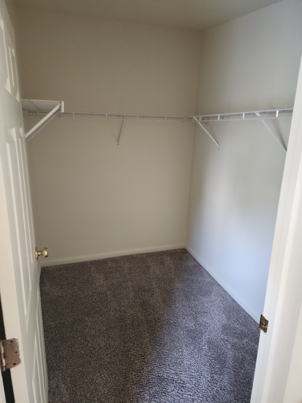 309 Strasburg Ave #C - Photo 3 of 9