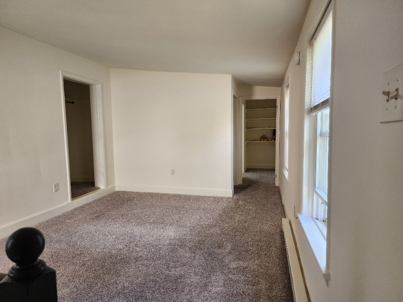309 Strasburg Ave #C - Photo 5 of 9