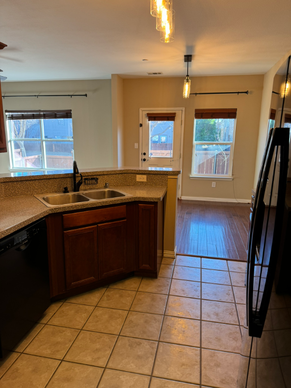 9828 Wilkins Way - Photo 6 of 18
