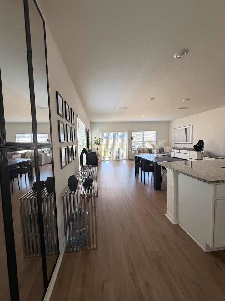 577 Stoney Point Cir - Photo 6 of 18