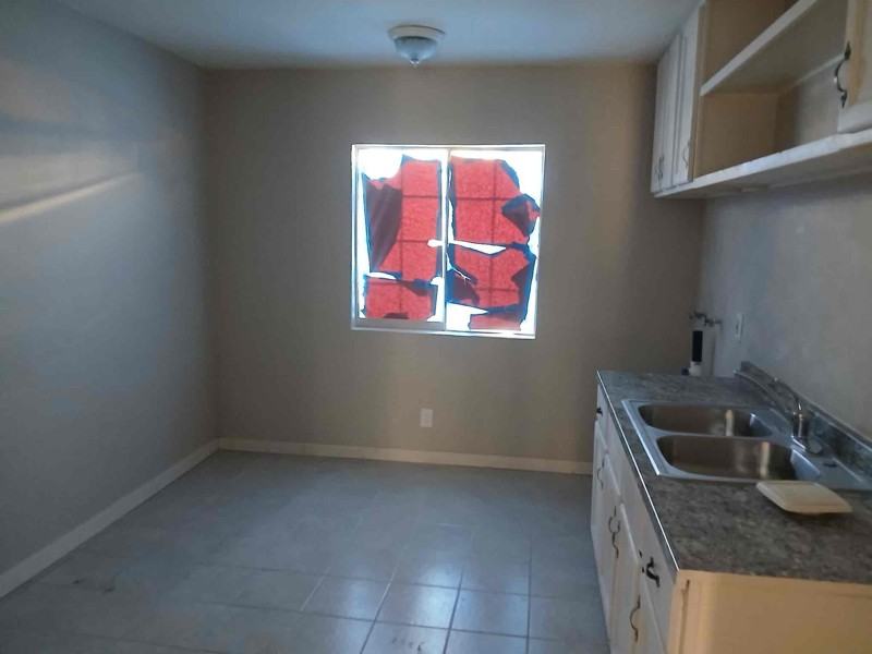 7712 Walker Ave #A - Photo 6 of 9