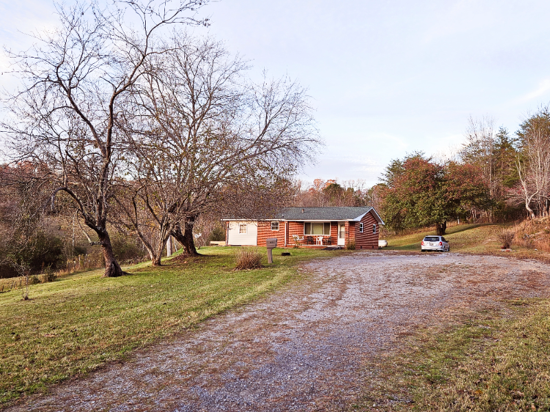 473 Gillespie Rd - Photo 2 of 50