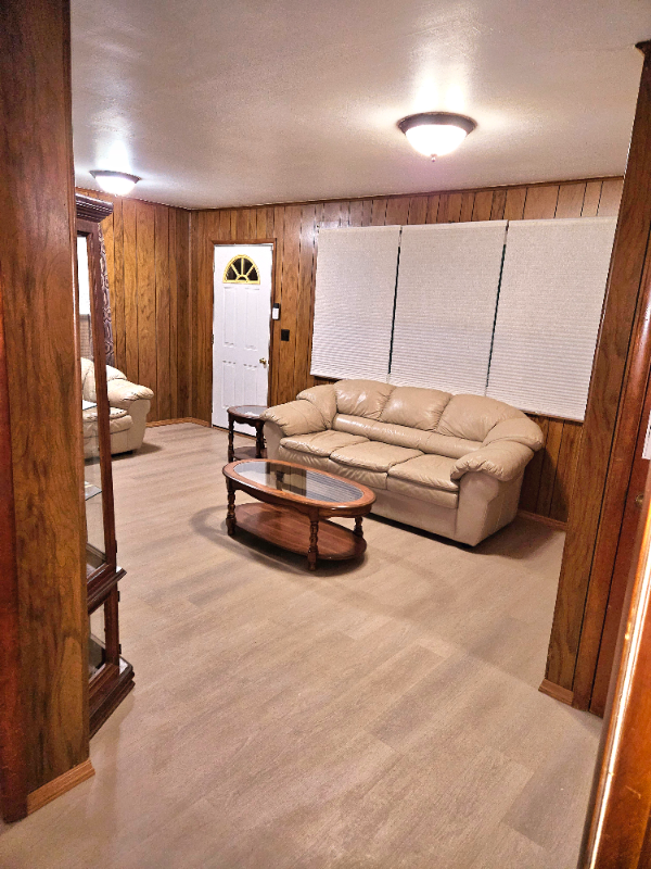 473 Gillespie Rd - Photo 5 of 50