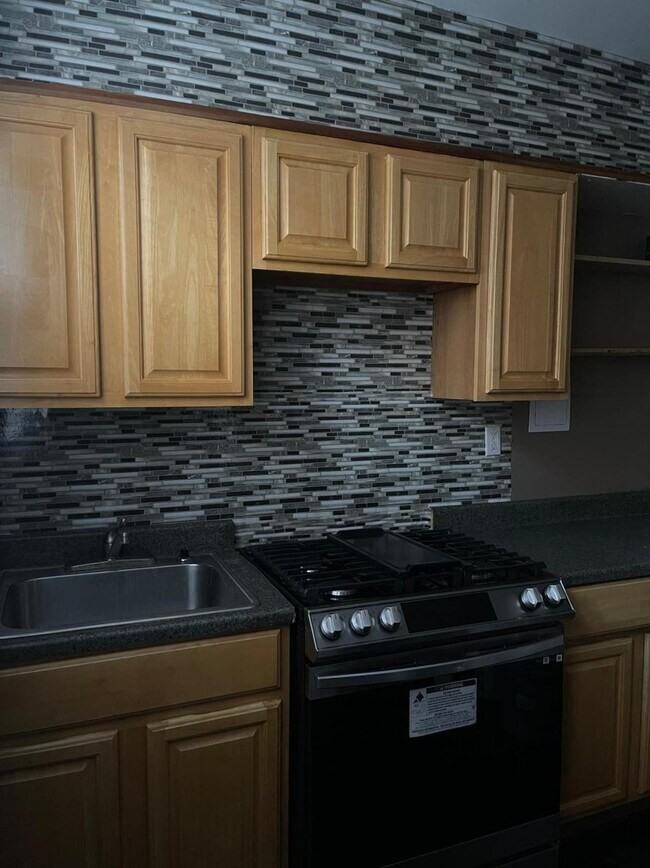 4123 E Roosevelt Blvd #2 - Photo 2 of 8