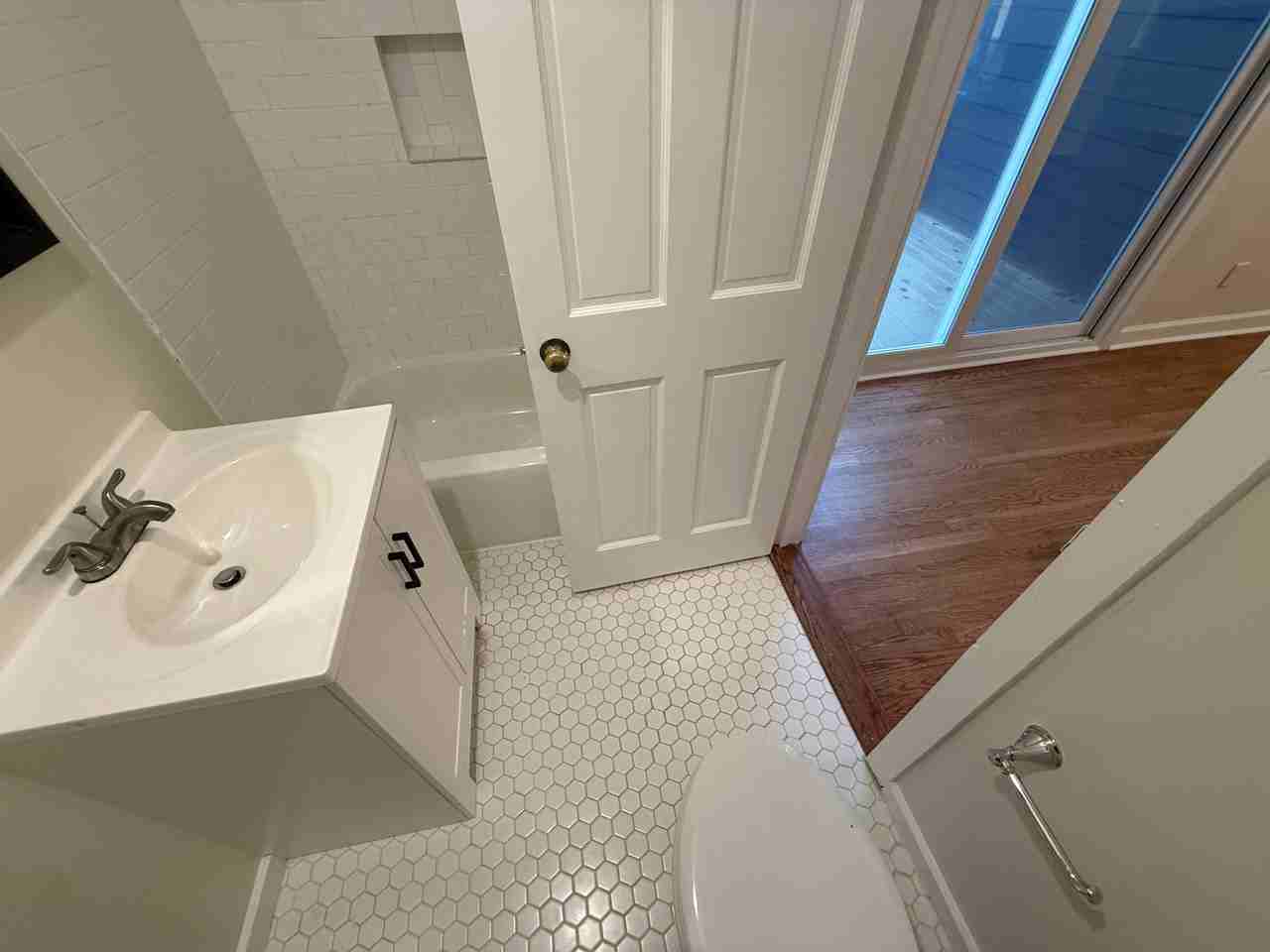 2961 W Roxboro Rd Ne #NA - Photo 7 of 26