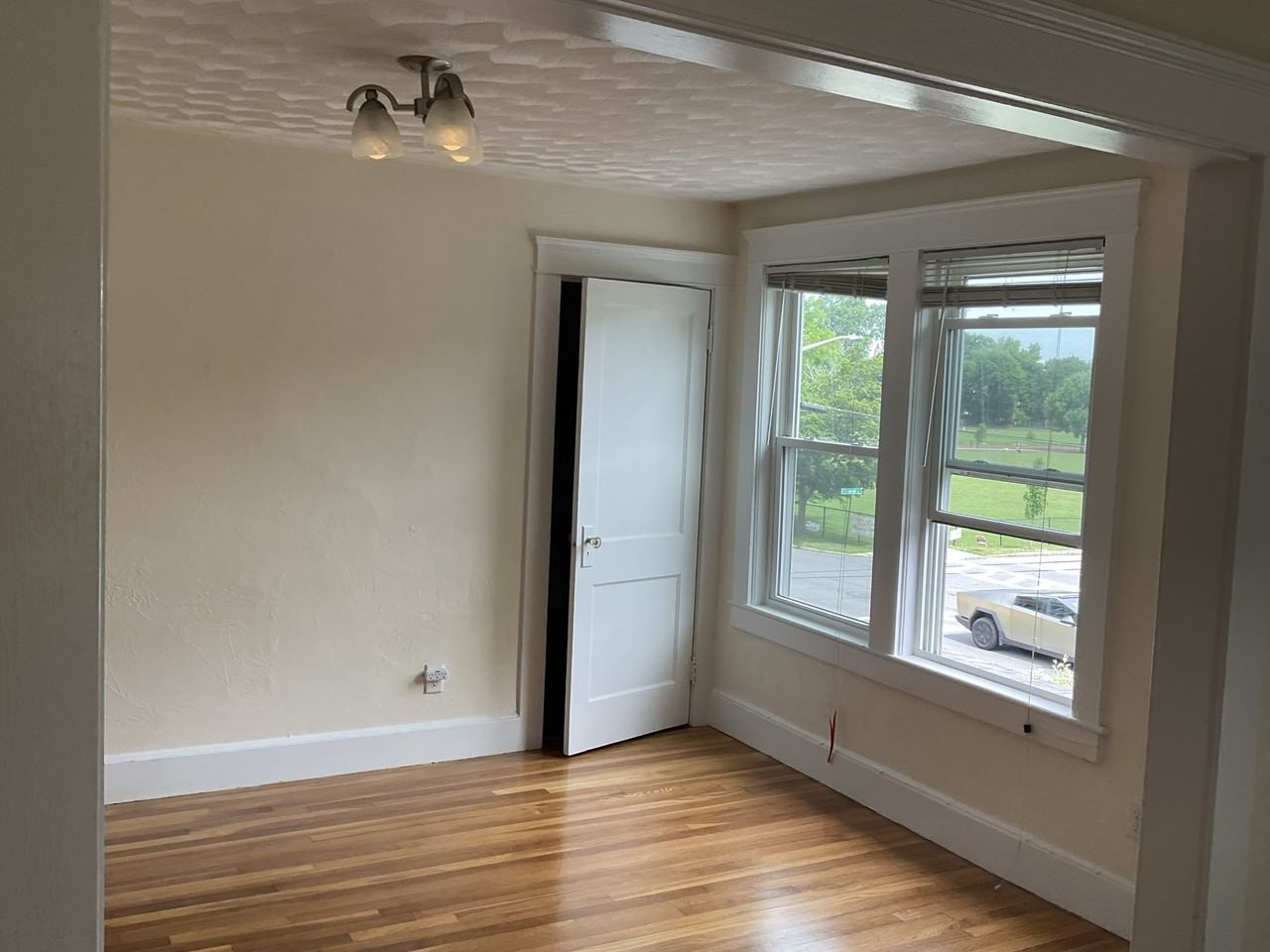 304 Thoreau St #0 - Photo 7 of 10