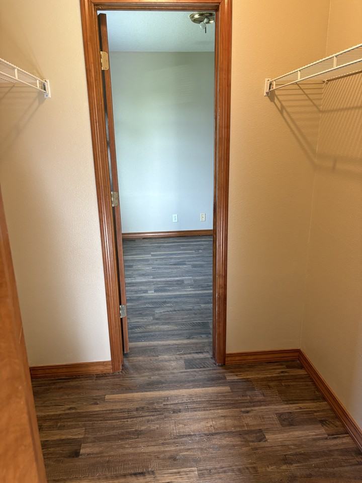 617 Valley View St #NA - Photo 7 of 8