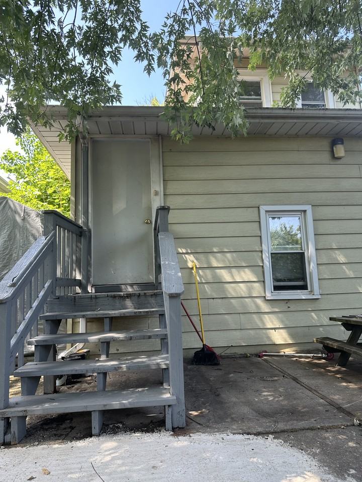 239 Ashland Ave #2 - Photo 6 of 21