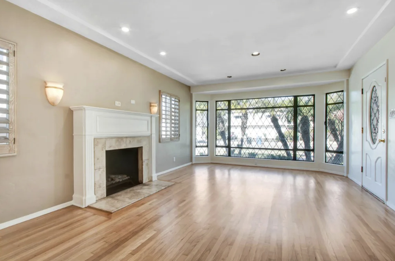 10832 Huston St #NA - Photo 3 of 21