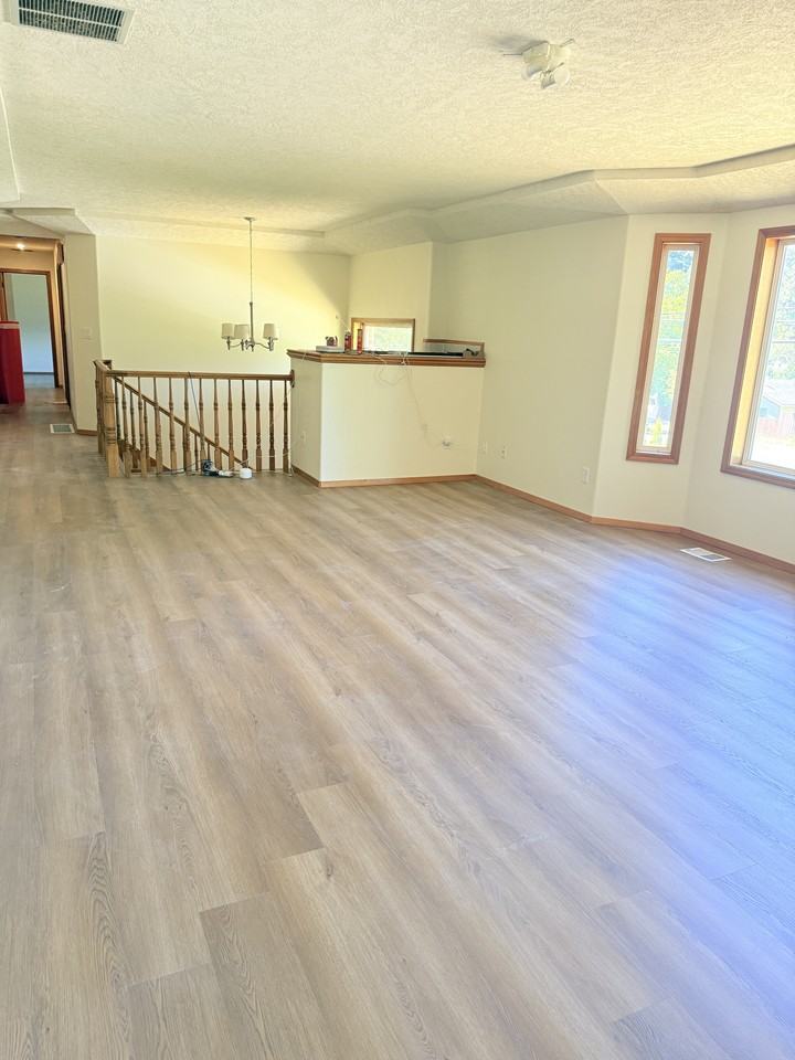 13918 Se Foster Rd #A - Photo 3 of 16
