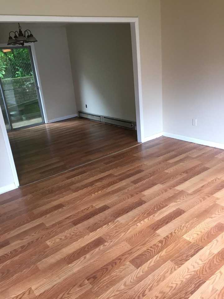 1808 Parkwood Ln #11 - Photo 5 of 9