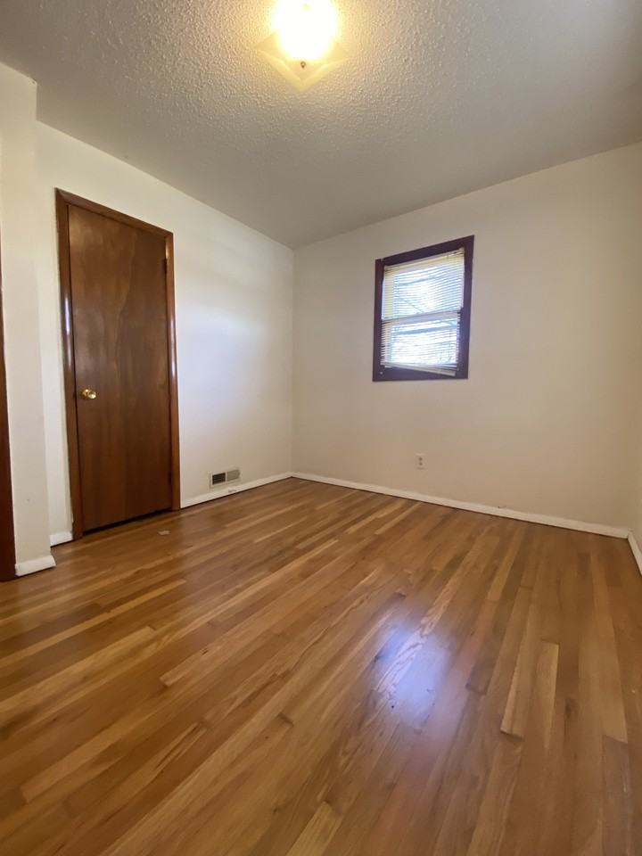 617 Lacasa Dr #NA - Photo 4 of 17