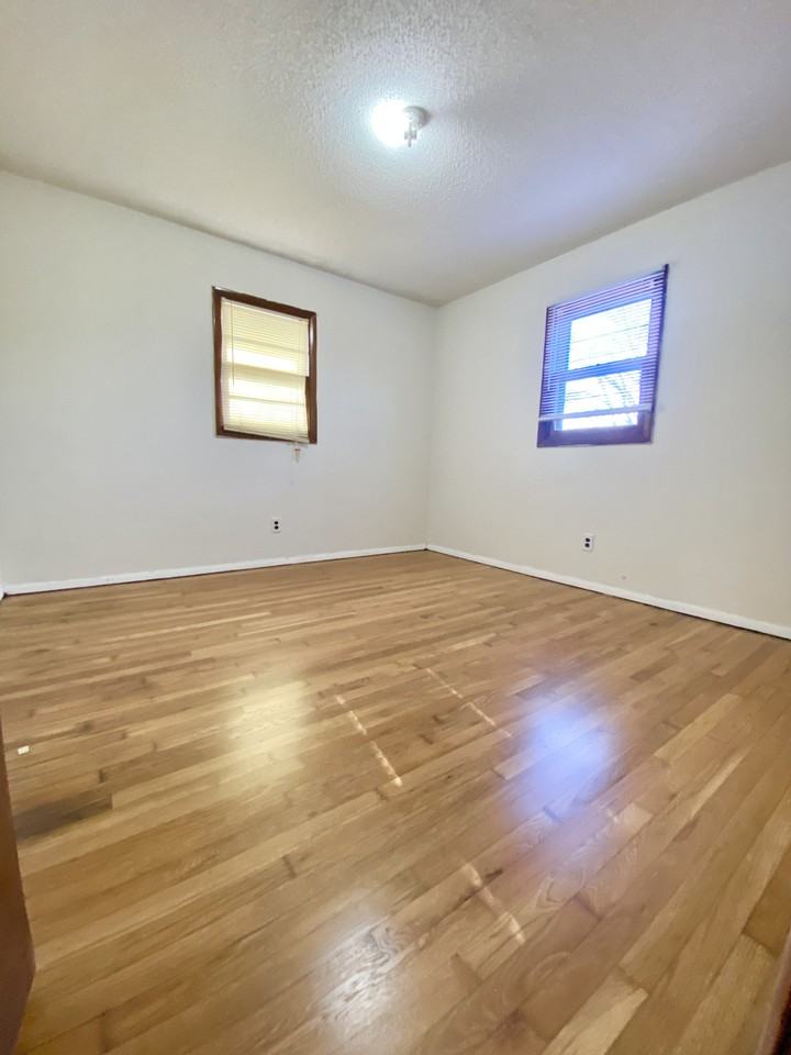 617 Lacasa Dr #NA - Photo 5 of 17