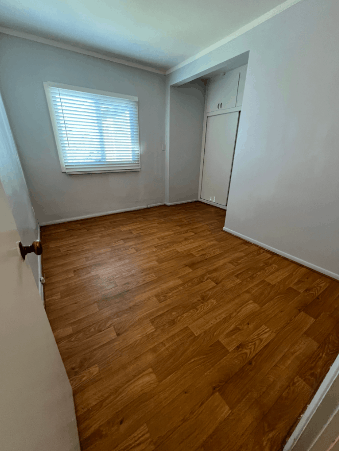 1361 E Del Mar Blvd #1 - Photo 5 of 11