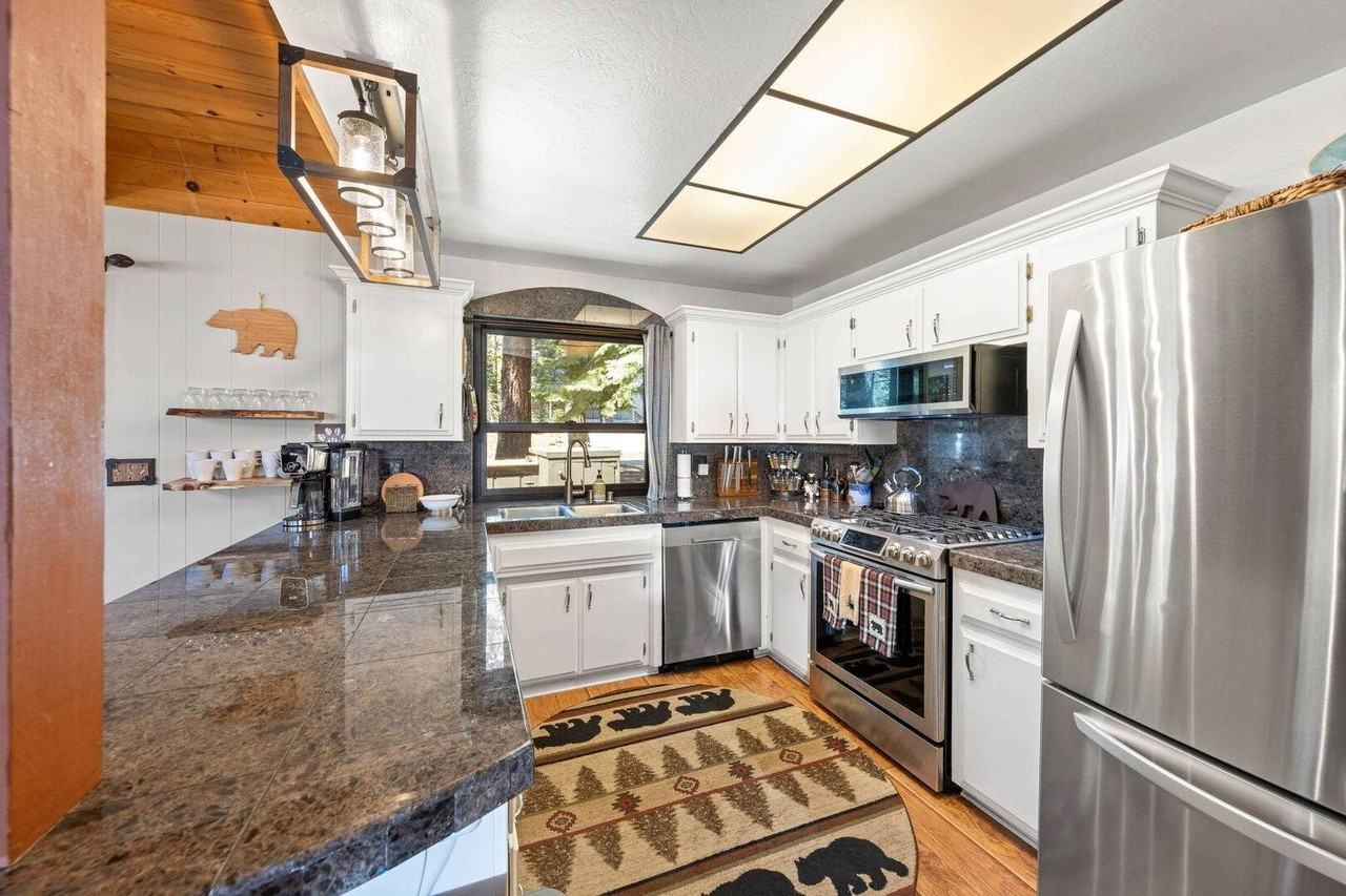 15948 Northwoods Blvd #NA - Photo 4 of 16