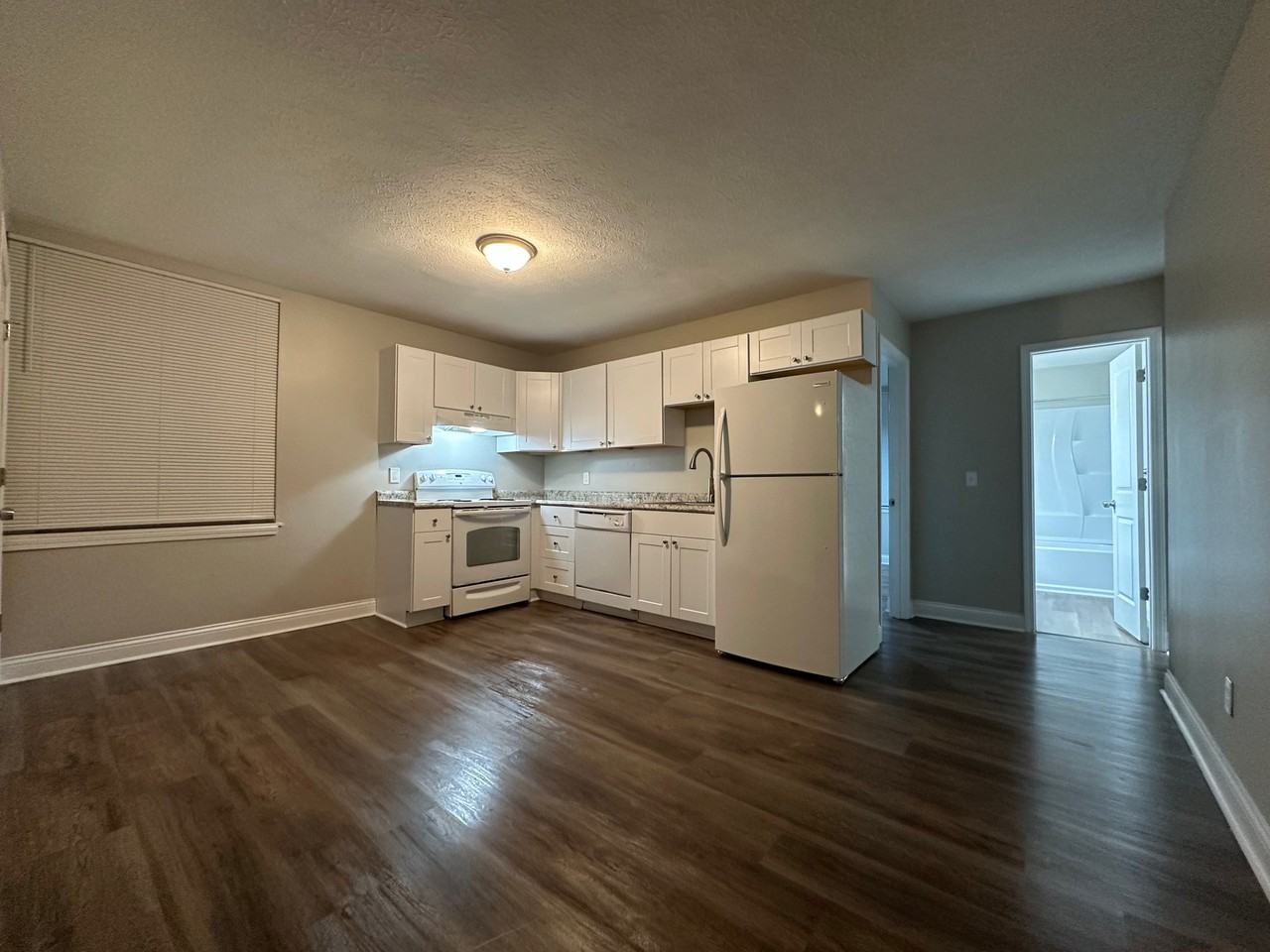 7045 Corydon Junction Rd Ne #4 - Photo 4 of 8
