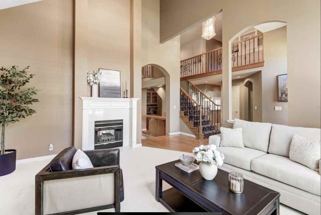 361 Canyon Falls Dr #NA - Photo 5 of 33