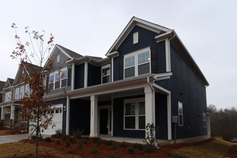 11108 Lochmere Rd - Photo 2 of 13