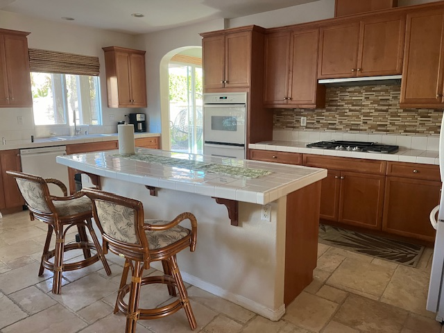 3047 Bridgehampton Way - Photo 4 of 27