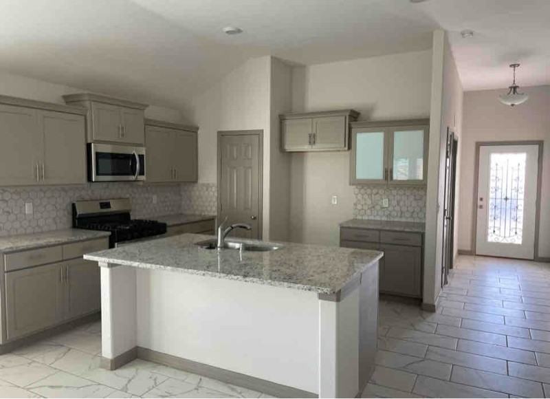 356 Frodsham St - Photo 5 of 12